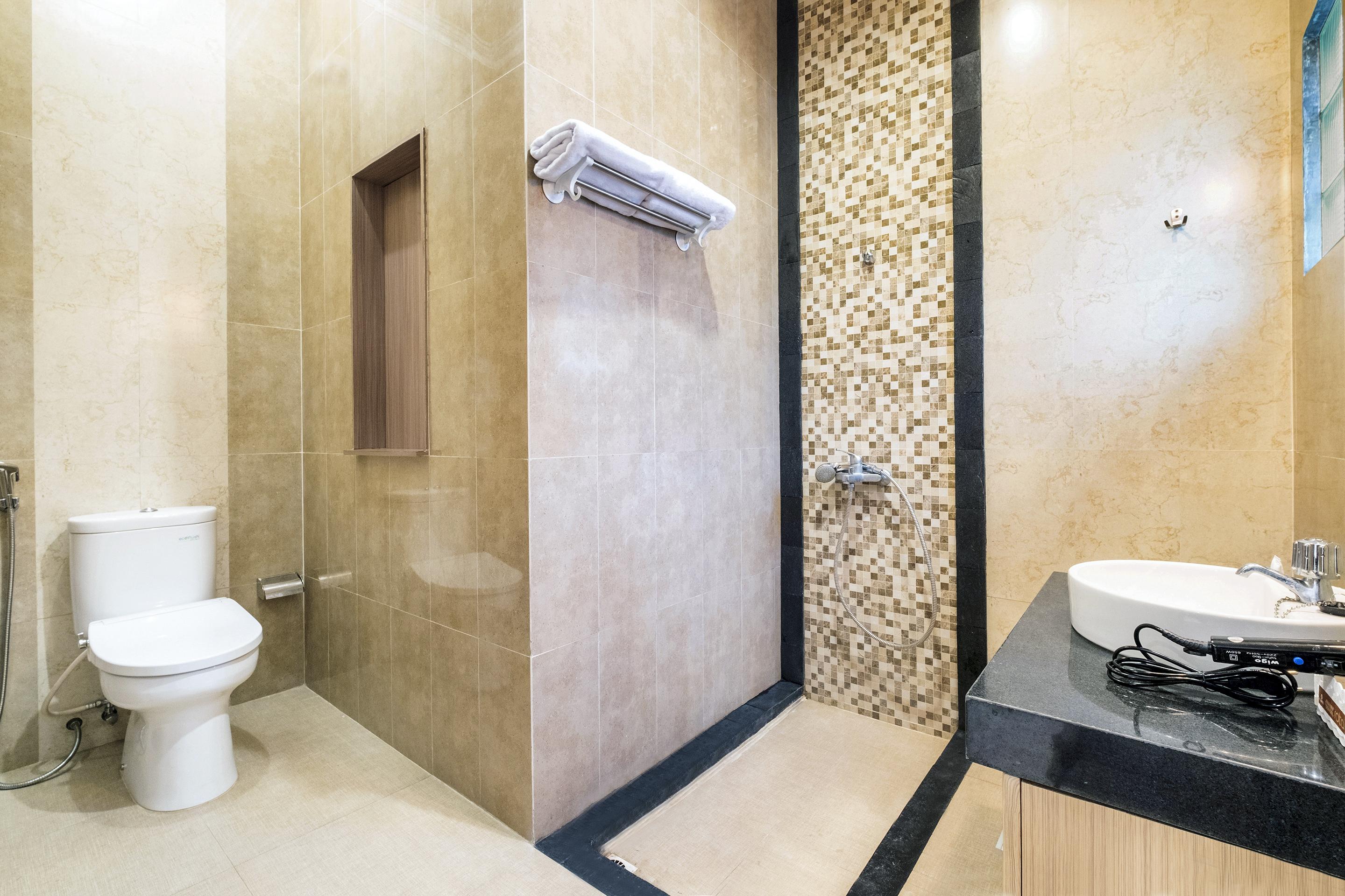 Oyo 2469 Sutomo Hotel Yogyakarta
