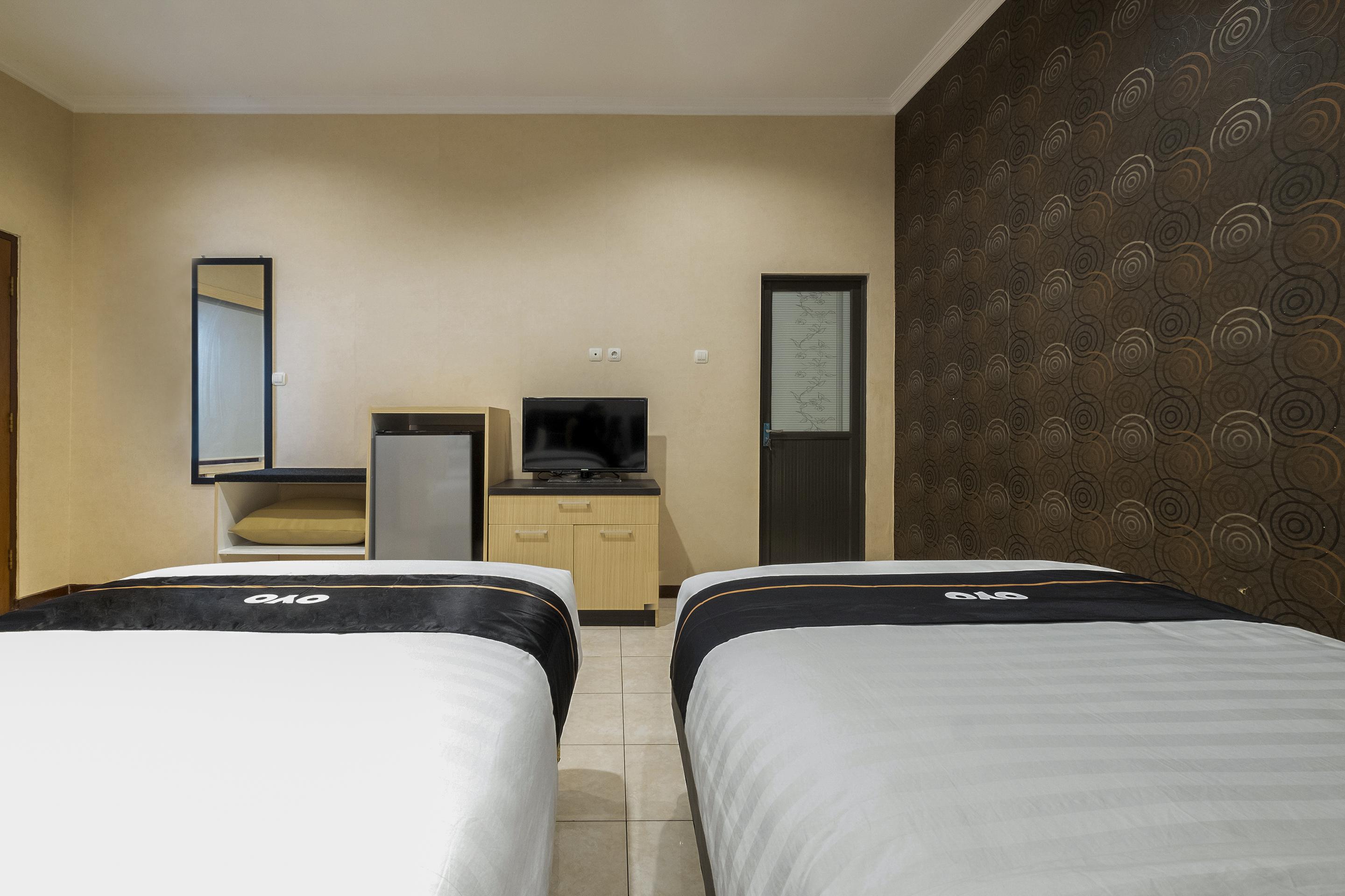 Hotel Oyo 2469 Sutomo Yogyakarta