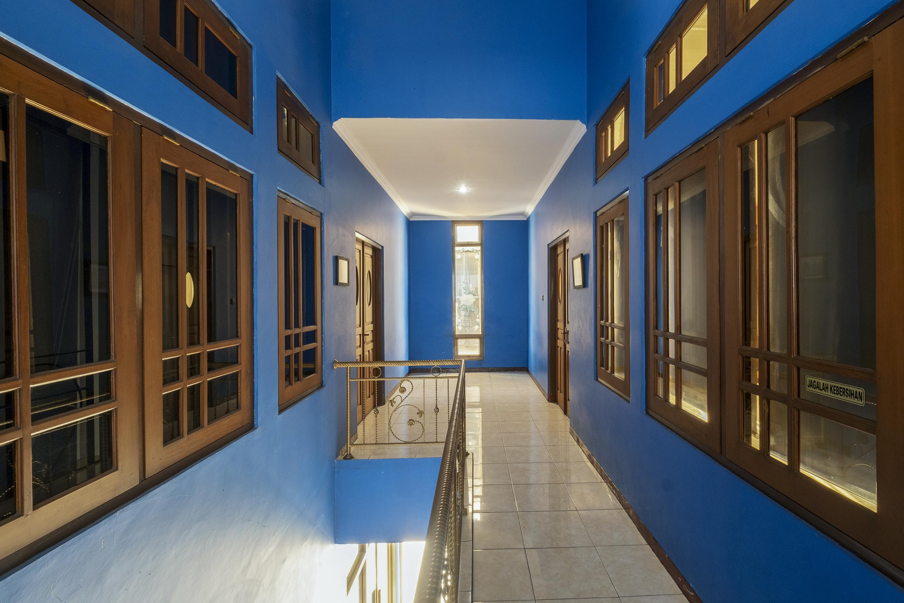 Oyo 2469 Sutomo Hotel 2*