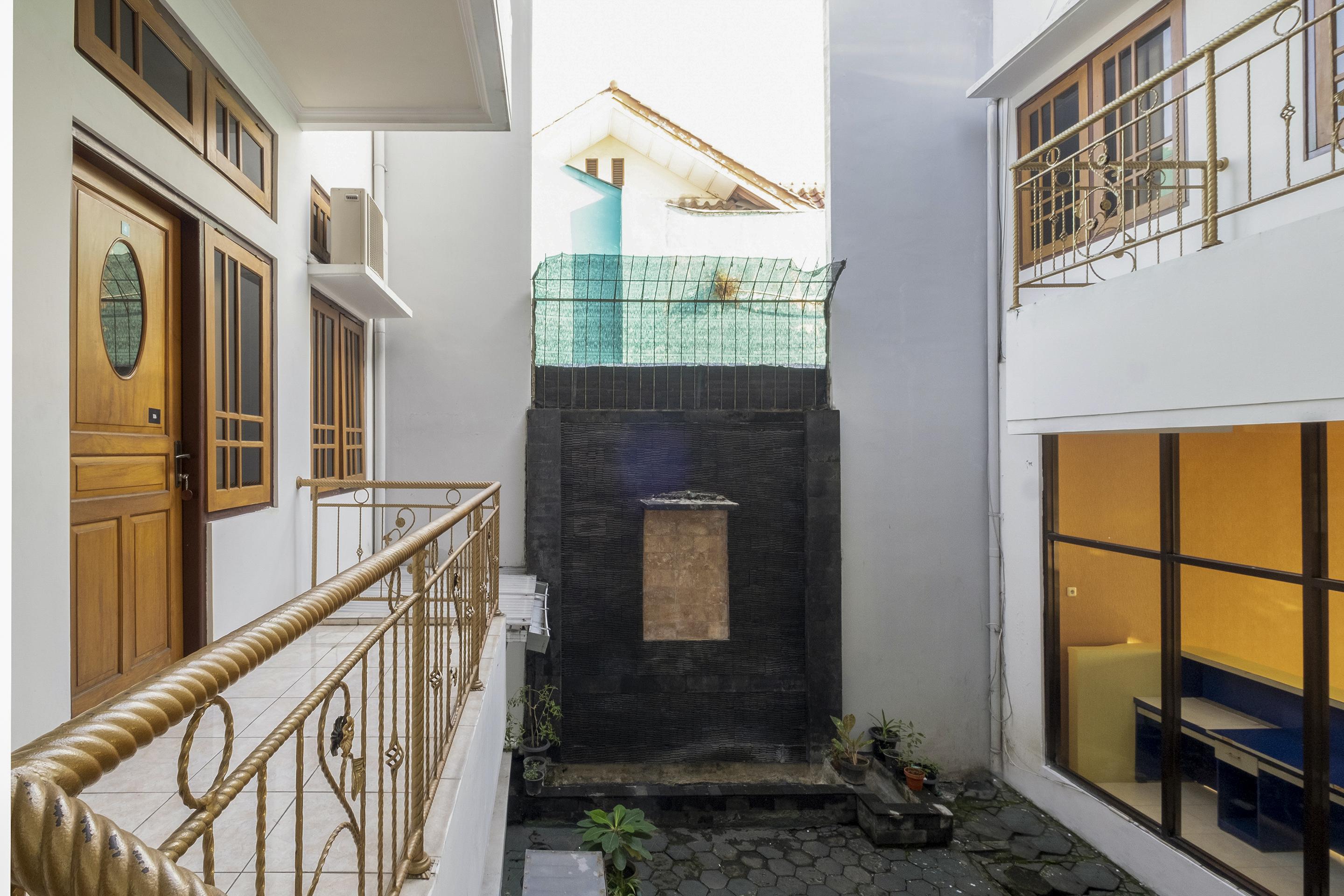 Hotel Oyo 2469 Sutomo Yogyakarta
