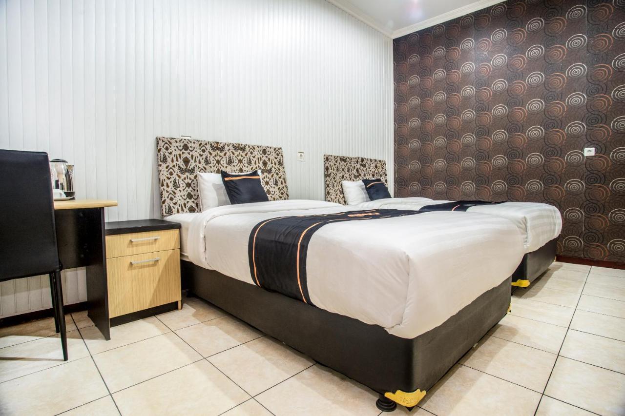 Hotel Oyo 2469 Sutomo Yogyakarta
